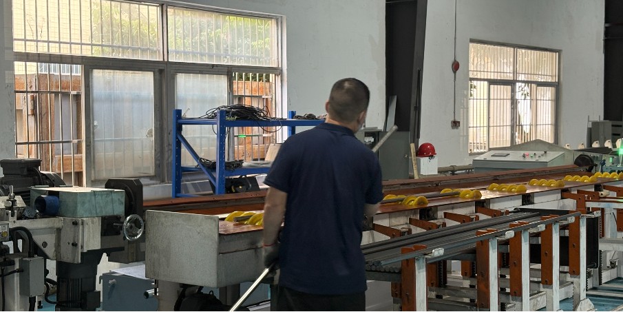 常用于精密轴件的303Cu易车削不锈钢棒